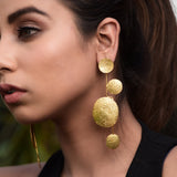 TEXTURED DANGLING OVAL DISK 18K GOLD PLATED EARRING