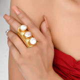 ALICE Statement Ring in Hammered Gold Plating with Mother of Pearls in Brass